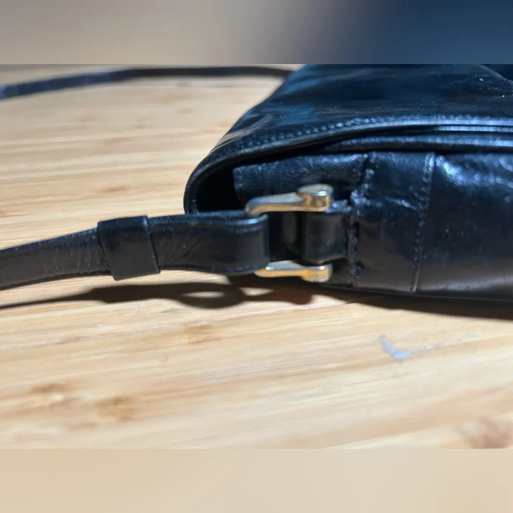 Vintage Bally Black Leather Crossbody Bag - Image 9