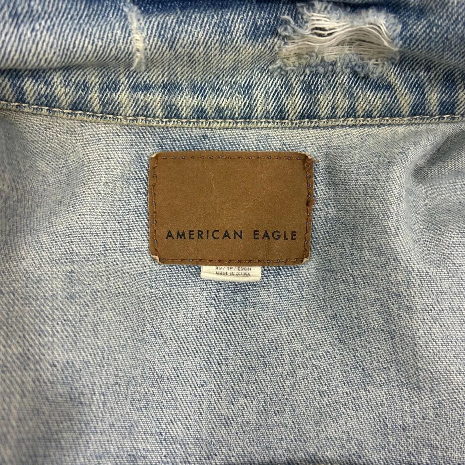 American eagle distressed denim jacket - Image 6
