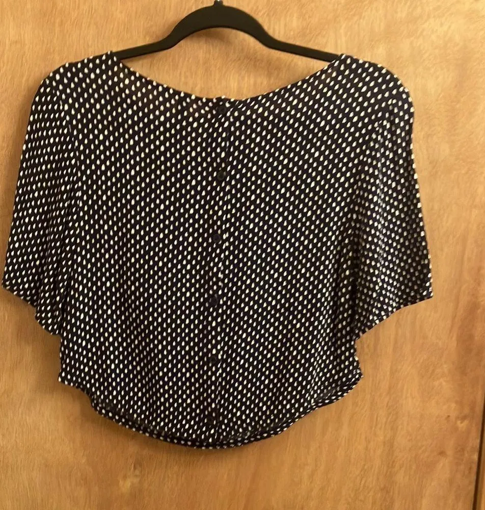 H&M Divided blue and white dot cropped top woman’s size 4 (small) - Image 5