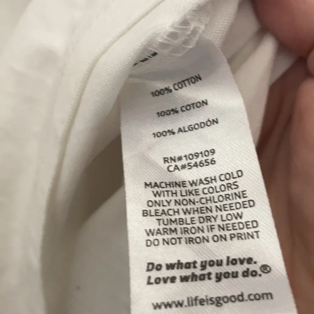 FINAL MARKDOWN Life is good crusher tee unisex medium - Image 4