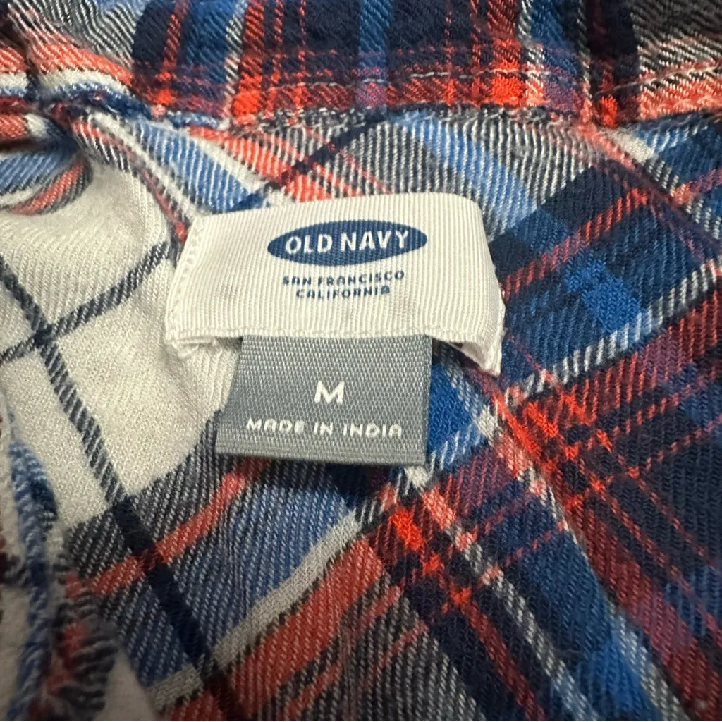 Old Navy Women's Plaid Button-Down Shirt - Blue and Red - Image 3