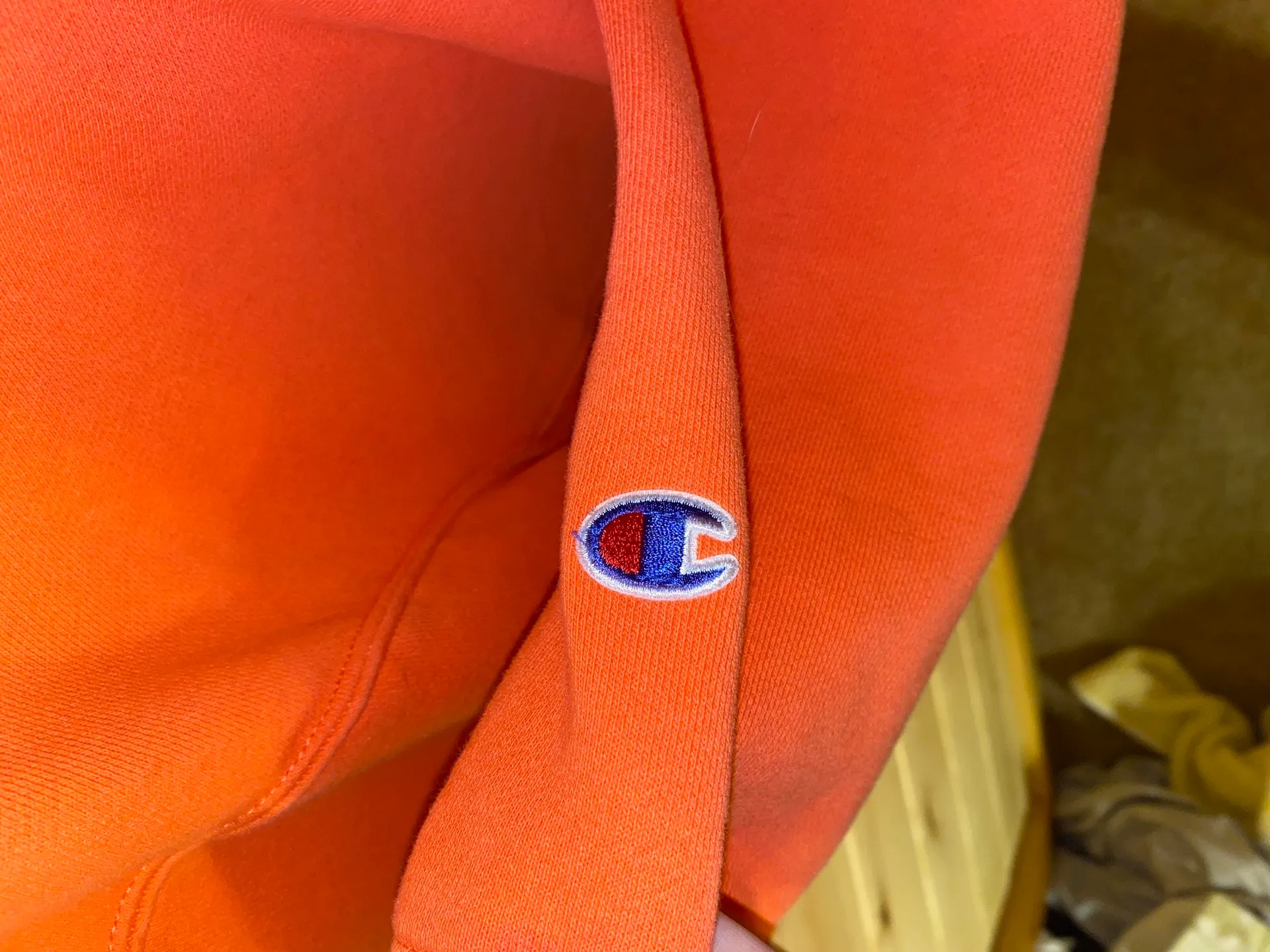 Champion Cropped Hoodie - Image 3