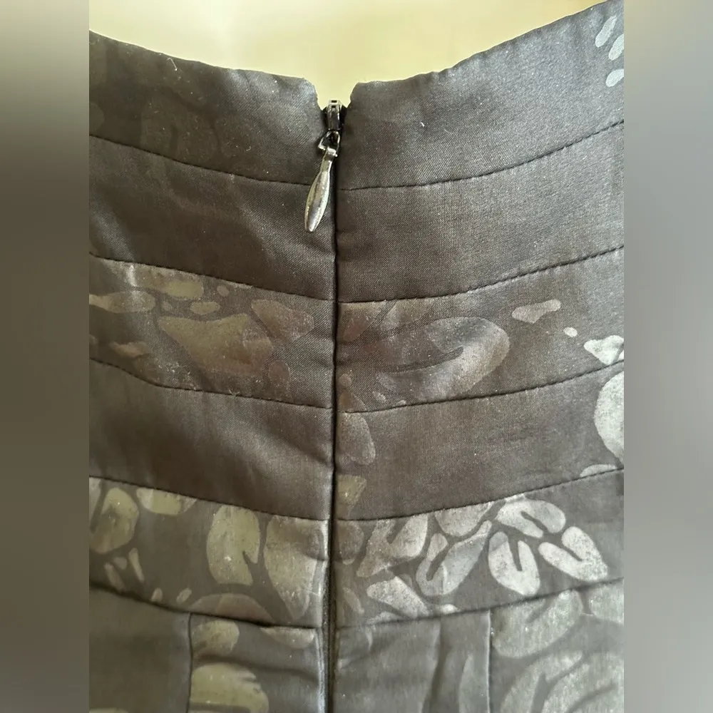 Kay Unger Black Fit & Flare Pleated Floral Design Sheer Sequince Dress Sz 8 - Image 10