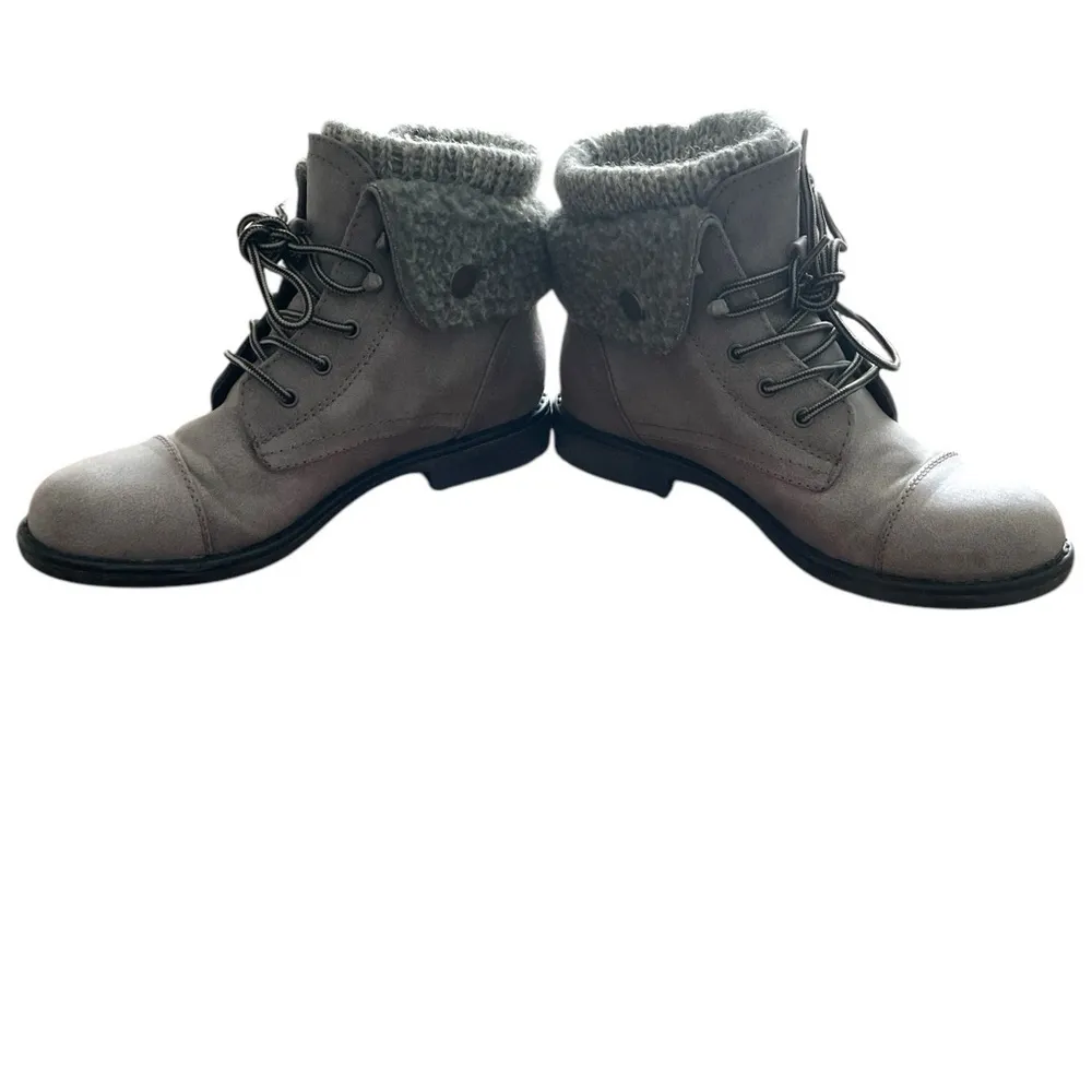 White Mountain CLIFFS by .
Gray Lace-Up Boots. - Image 5