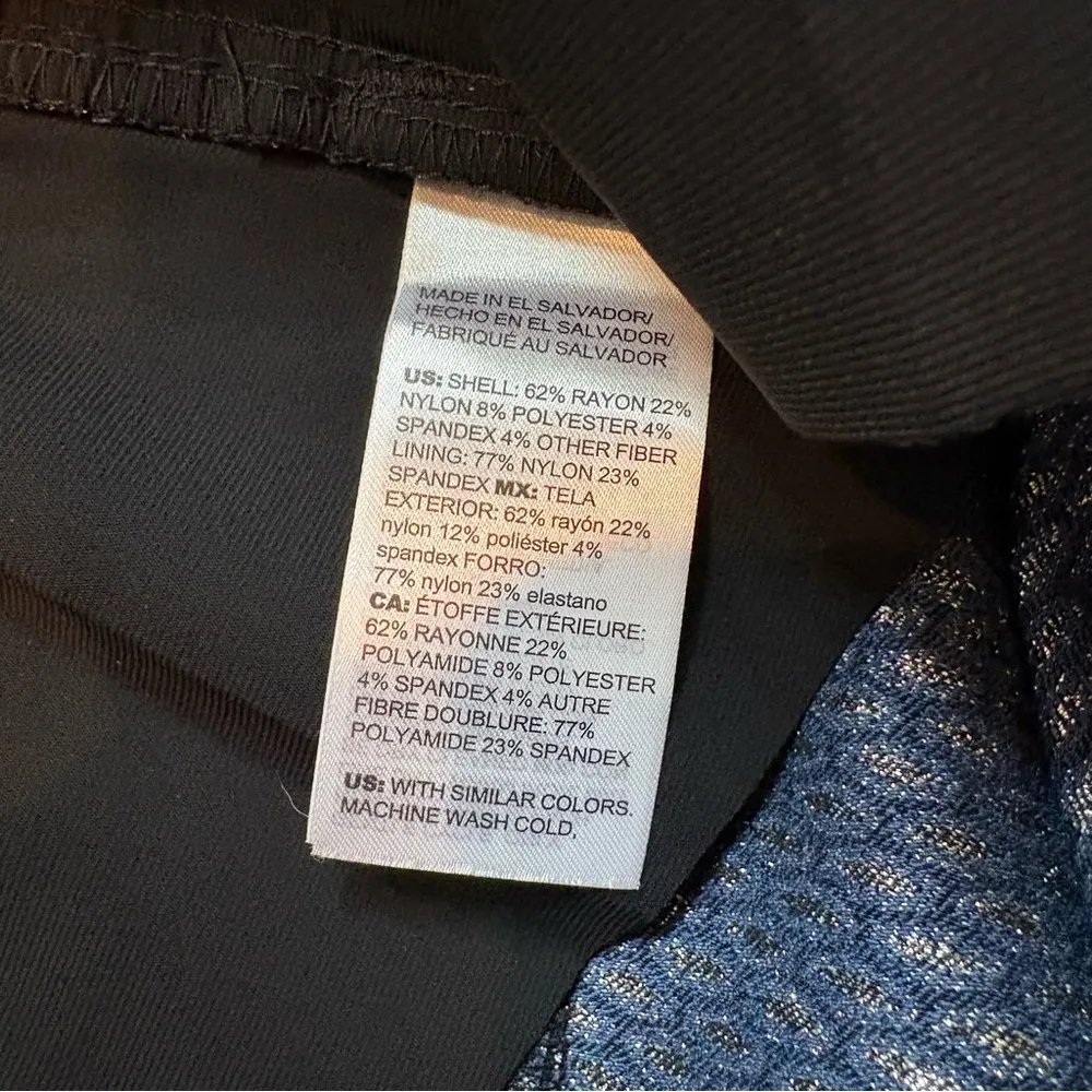 NWT, Chico's SO SLIMMING 360 Brigitte Deco Oval Ankle Pants - Image 14