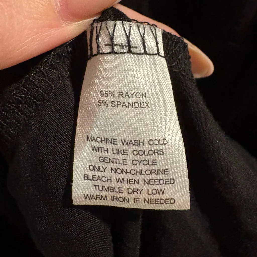 Cynthia‎ Rowley Black Knot-Front V-Neck 3/4 Sleeve Top- Size Medium - Image 4