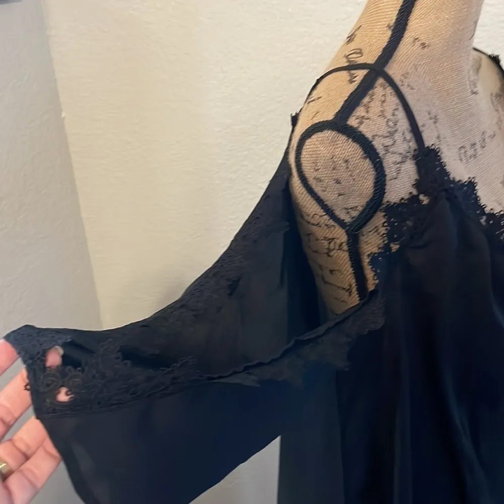 Shein very elegant cold shoulder black blouse - Image 3