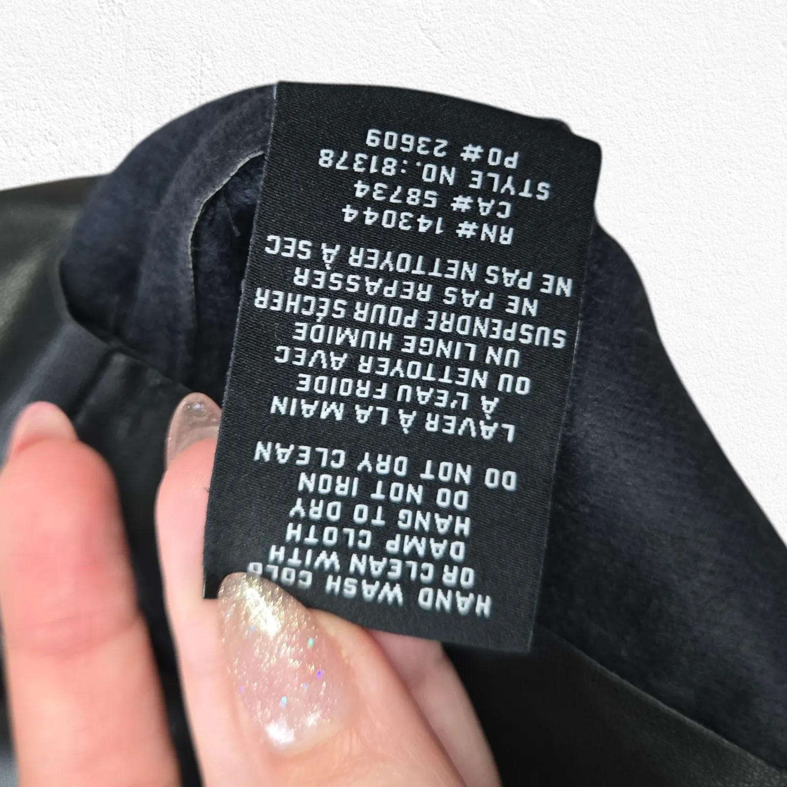 7 For All Mankind Black Faux Leather Puff Sleeve Smocked Corset Top Size Small - Image 6