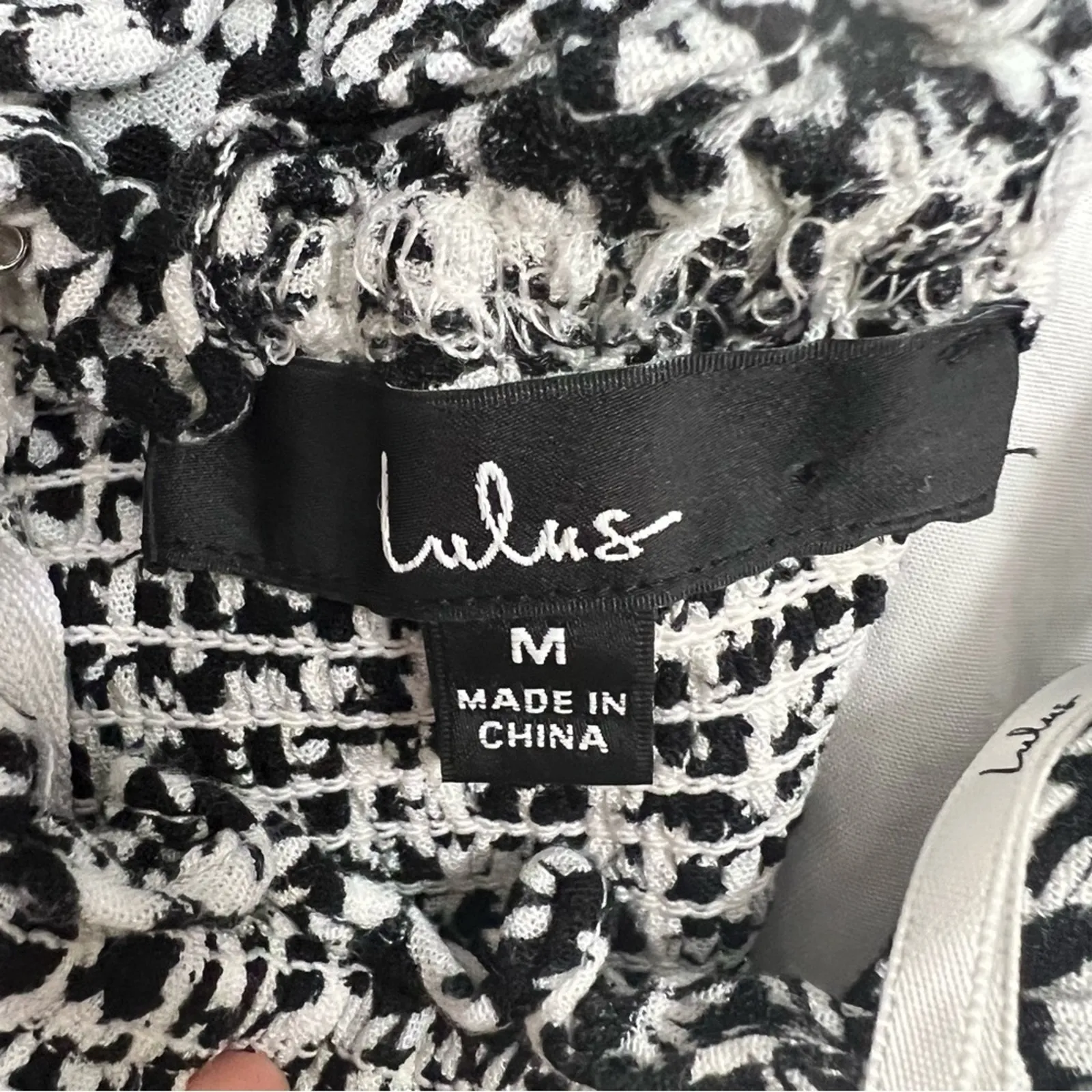 Lulus Black Ditsy Floral Tie Shoulder Mini Dress Womens M Tunic Sundress Beachy - Image 6