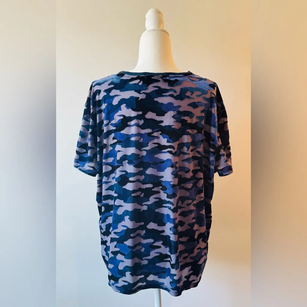 We the Free People Oversize Teddy Burnout Velvet Camo Tee Blue Size S - Image 9