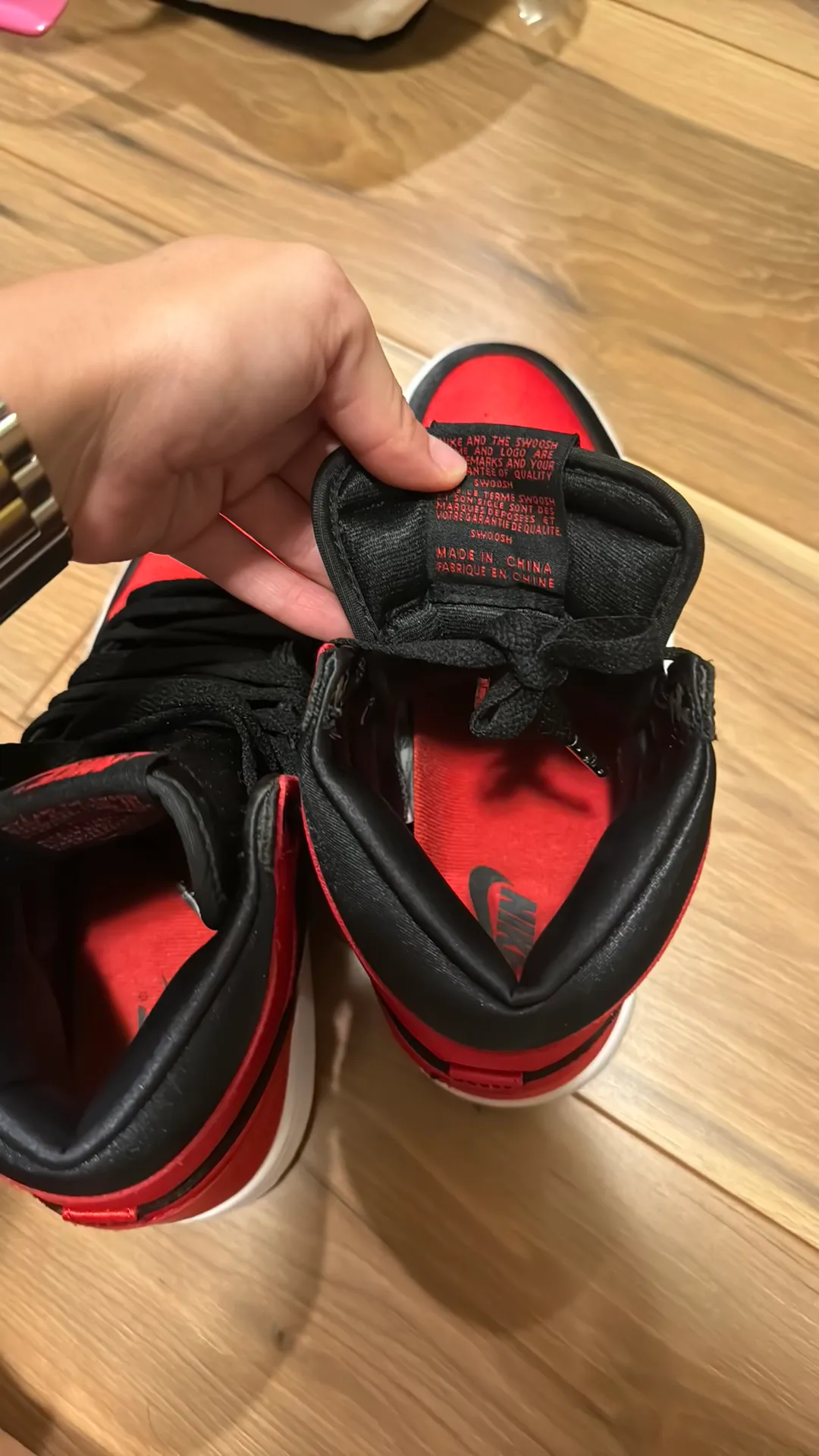 Red And Black Satin Nike  - Image 5