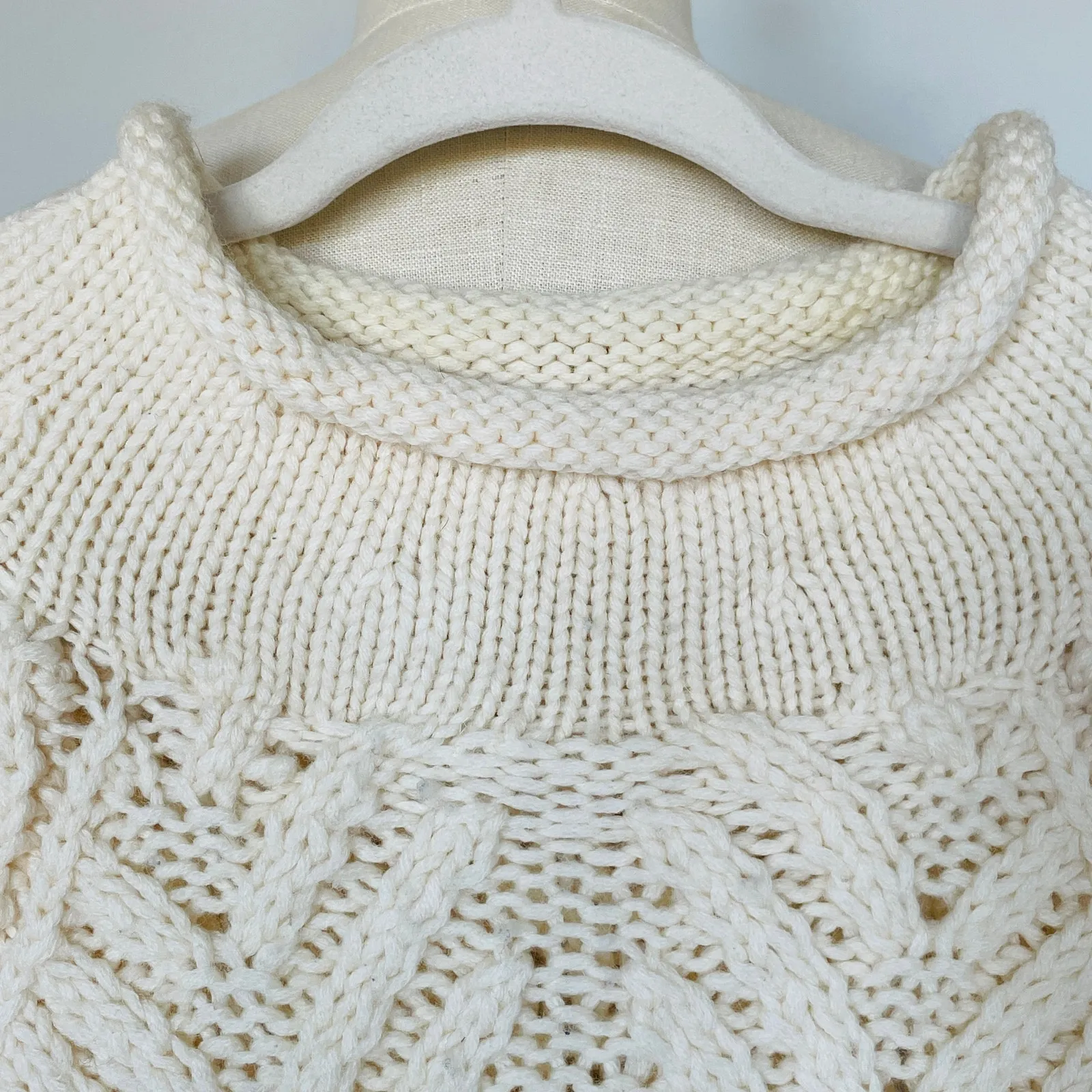 Cream Chunky Turtleneck Sweater Cable Knit Oversized Cozy Pullover Fisherman Size M - Image 3