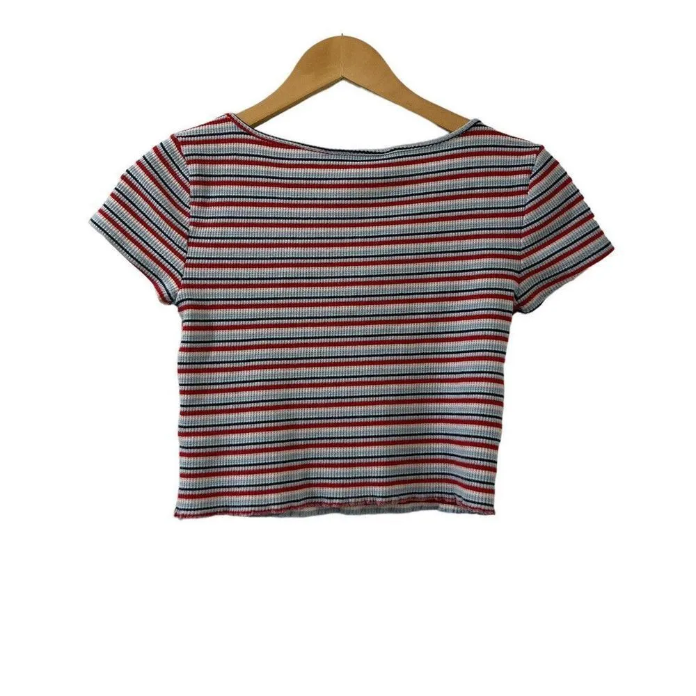Ladies SO Brand  Short sleeve cropped Top Striped, Size Medium Womens Juniors - Image 4