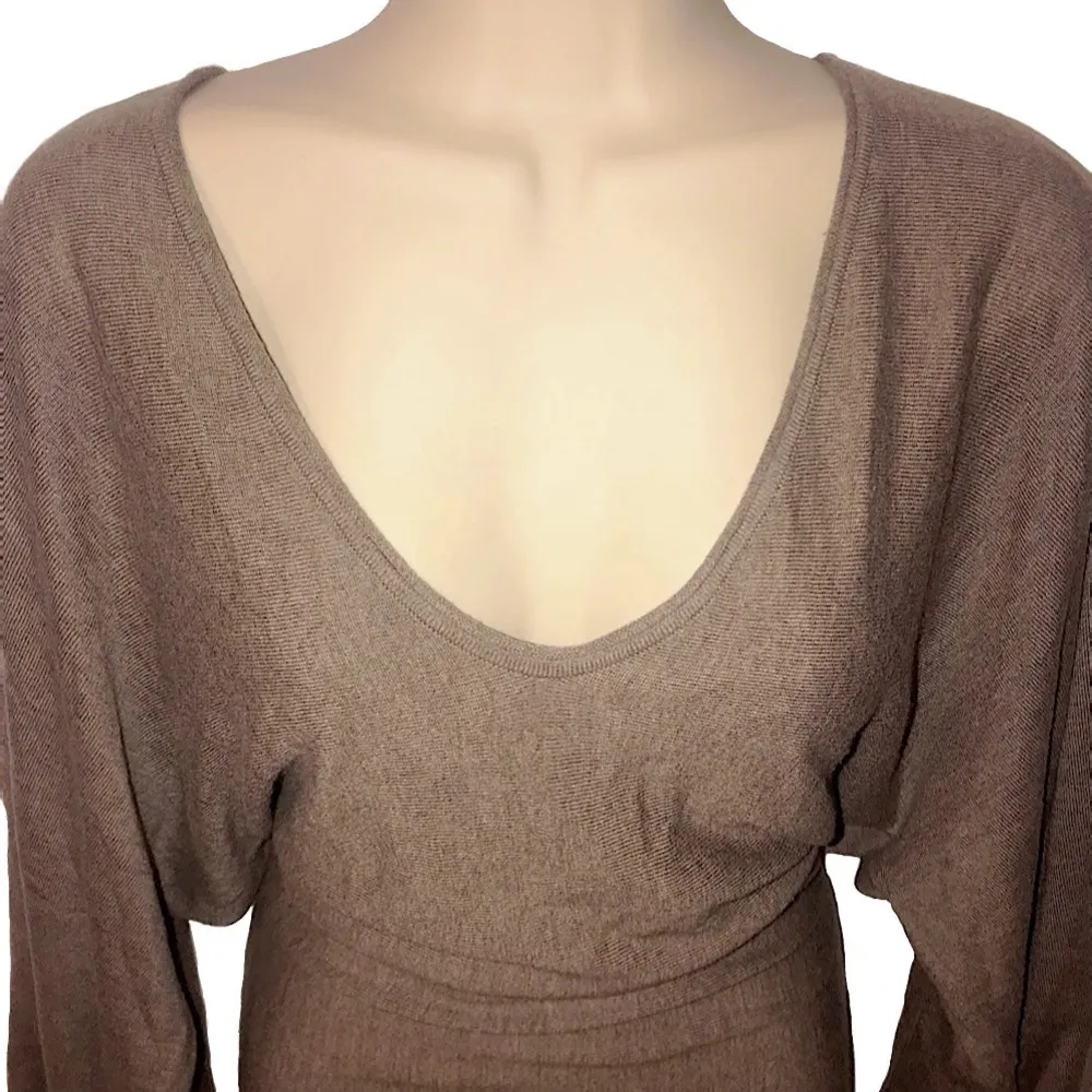 Express Oatmeal Batwing Sleeve Sweater Size M - Image 3