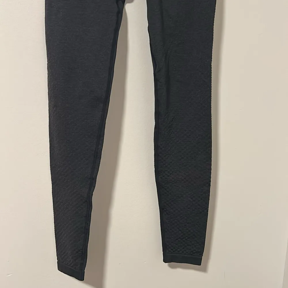 Gymshark Black Leggings 24’ Inseam Workout Athletic Travel Size XS - Image 2
