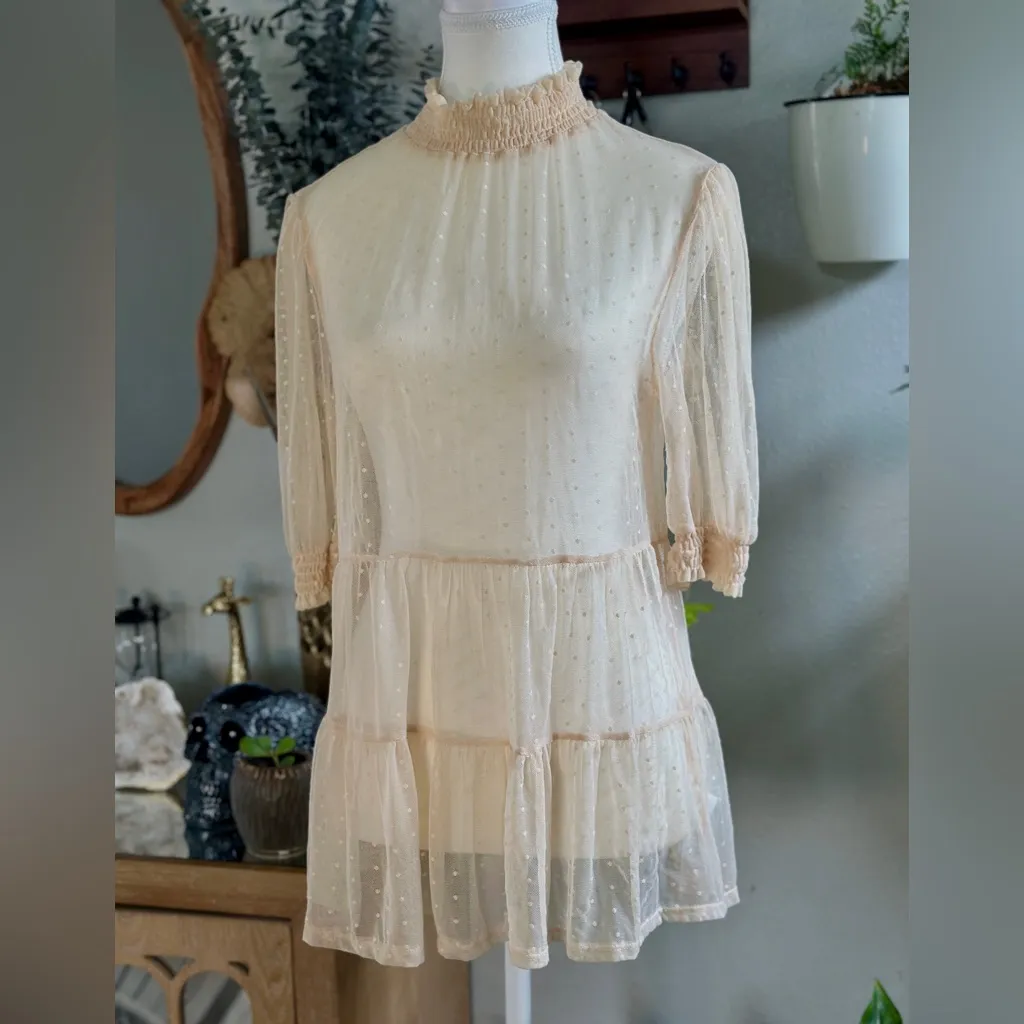 Scobe Cream Swiss Dot Mesh Ruffle Top - Size M - Image 4