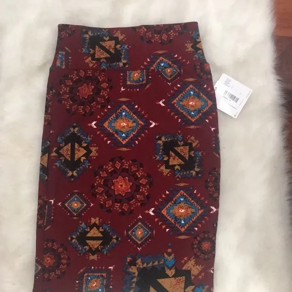 Lularoe NWT Cassie skirt - Image 2