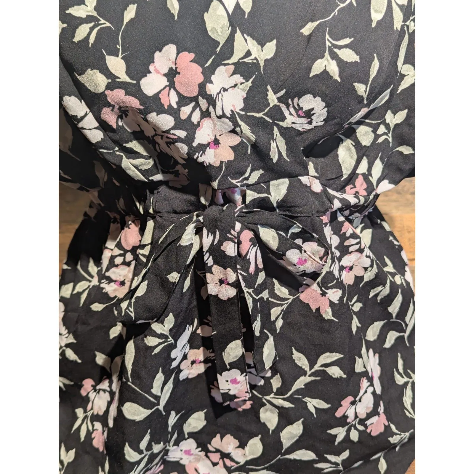 Motherhood Maternity M Floral V - Image 2