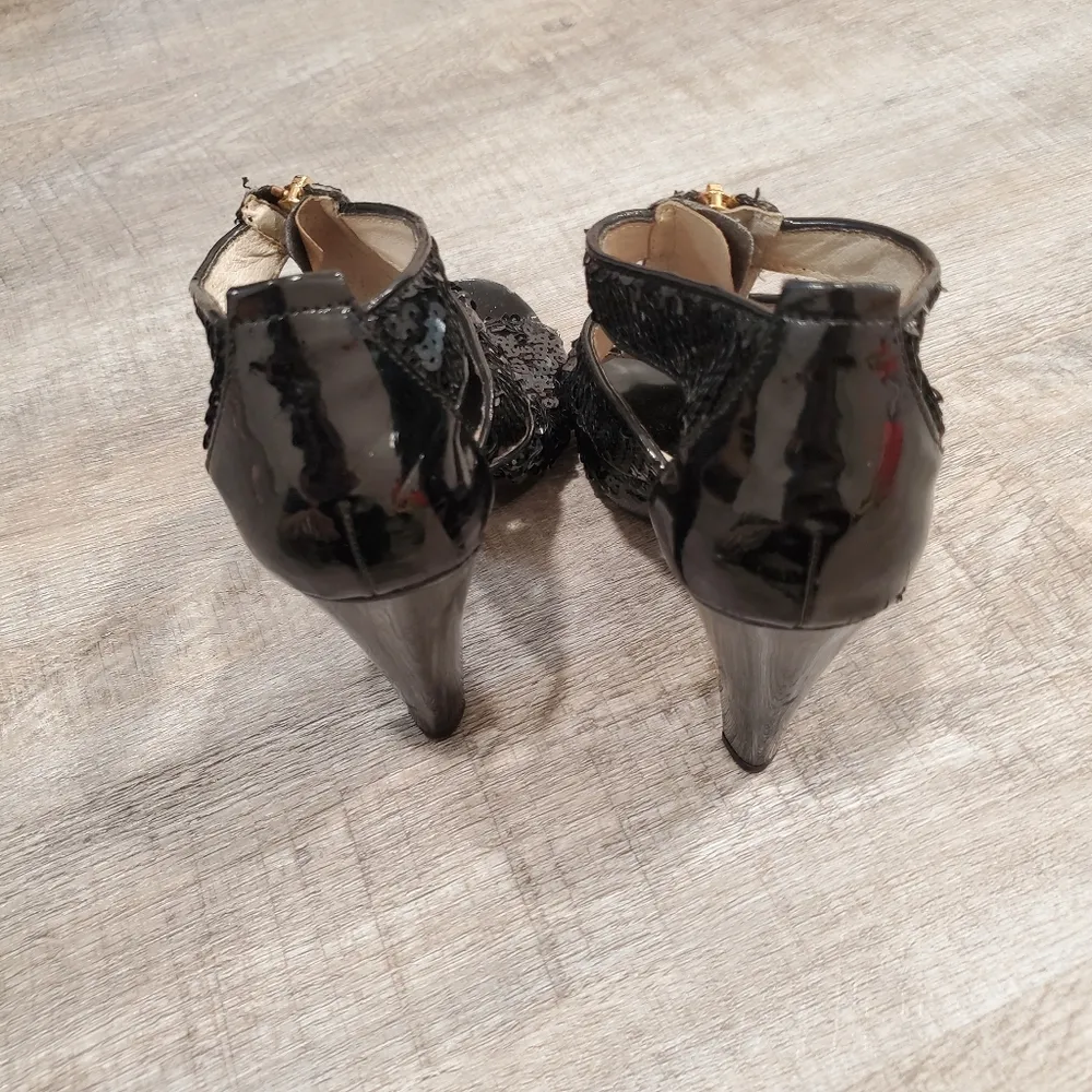 MICHAEL By Michael Kors Black Glitter T Strap Heels Size 6½ - Image 5