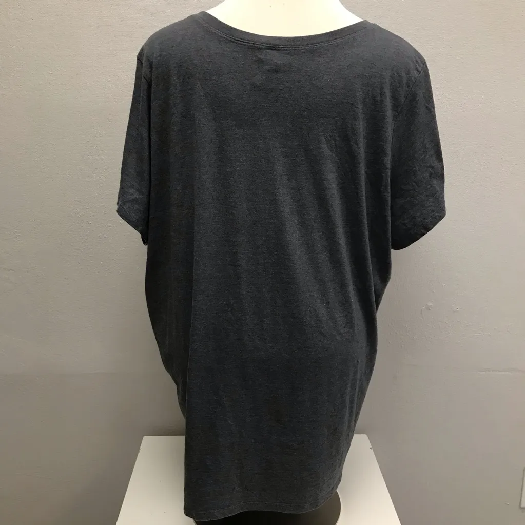 Disney X Torrid Gray Minnie Mouse Bride Graphic T-Shirt - Size 28 - Image 4