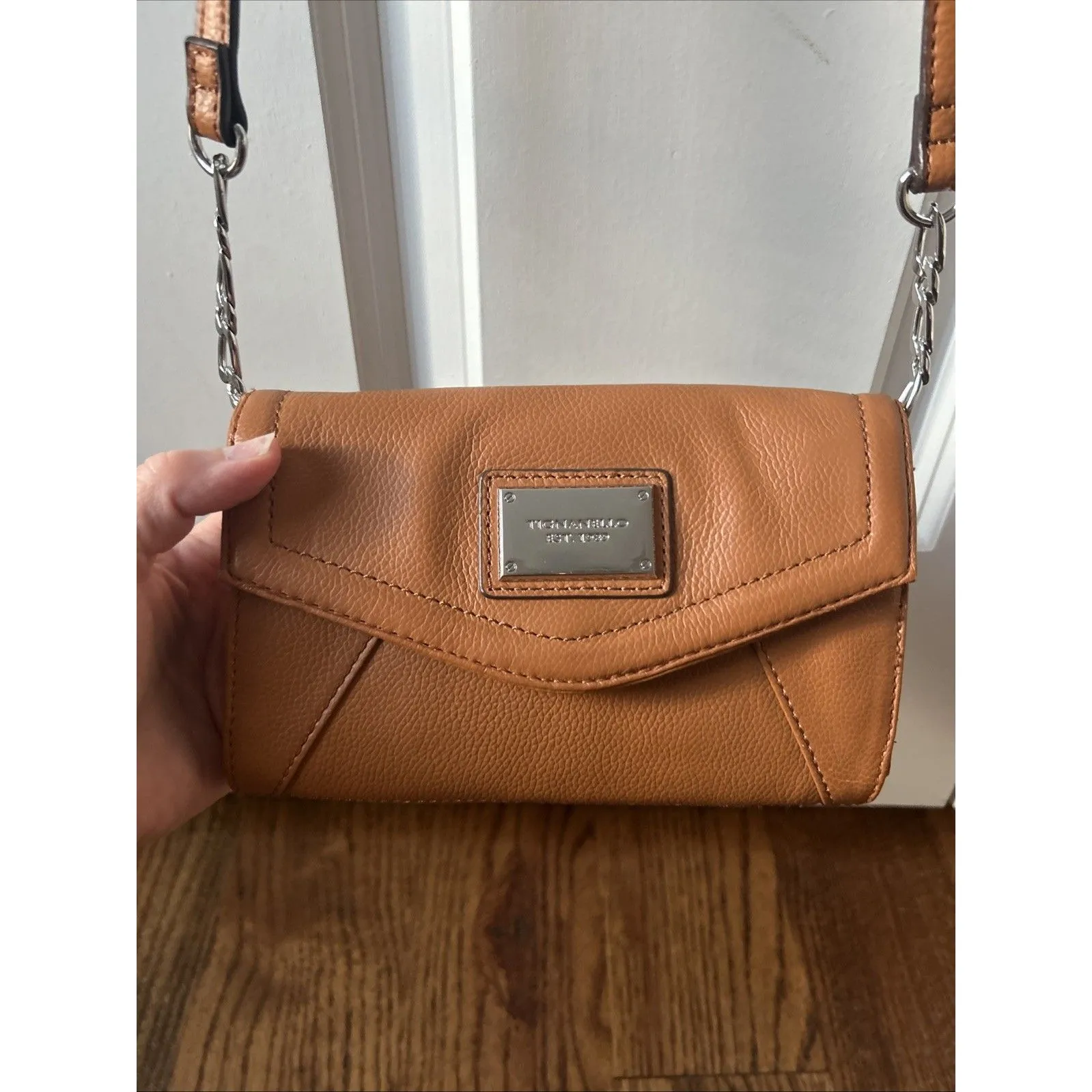 Tignanello Leather Crossbody New Without Tags Brown - Image 2