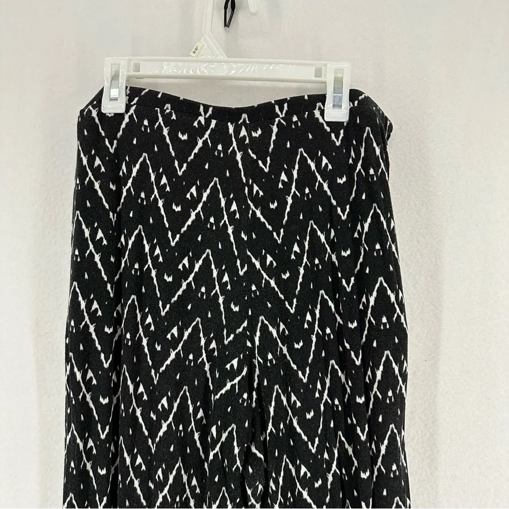 Matty M Brushstroke Soft Pants Pull-On Style Woman’s Medium Black - Image 9