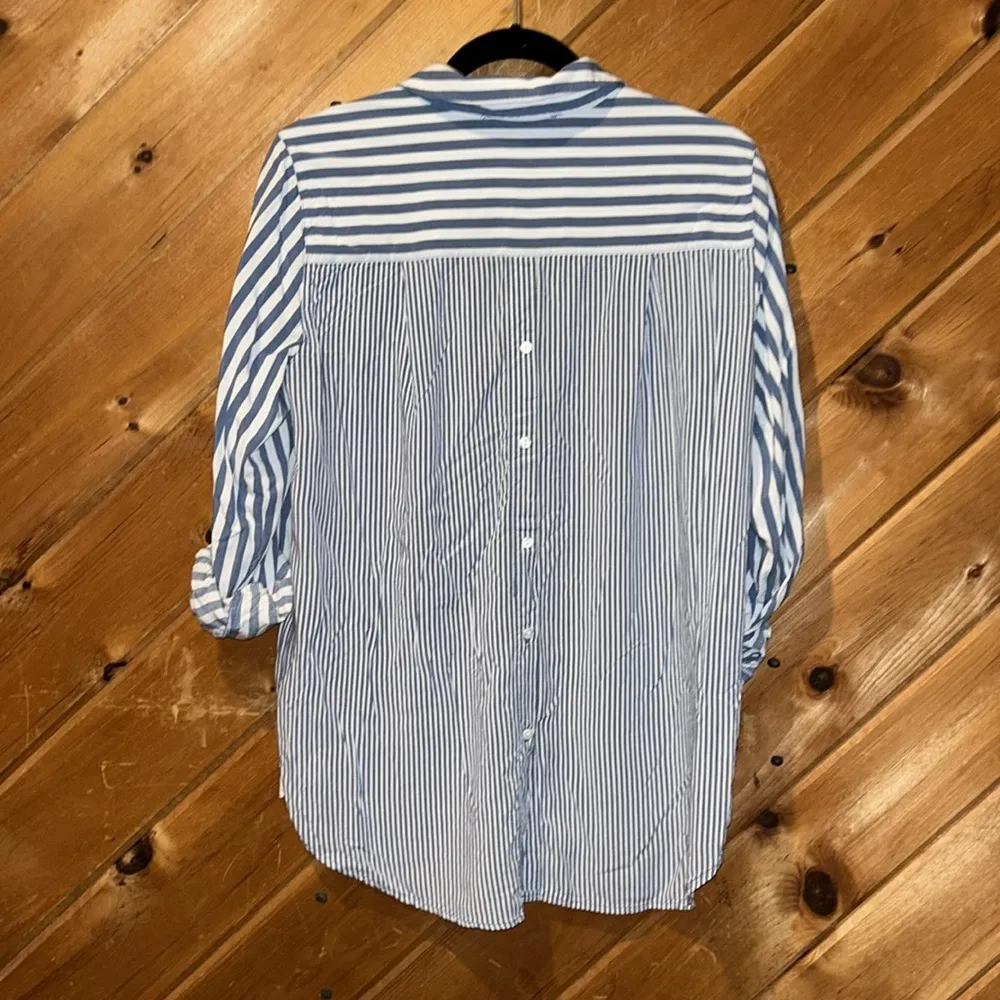 Jane + Delancey blue & white striped button up beachy shirt - Image 4