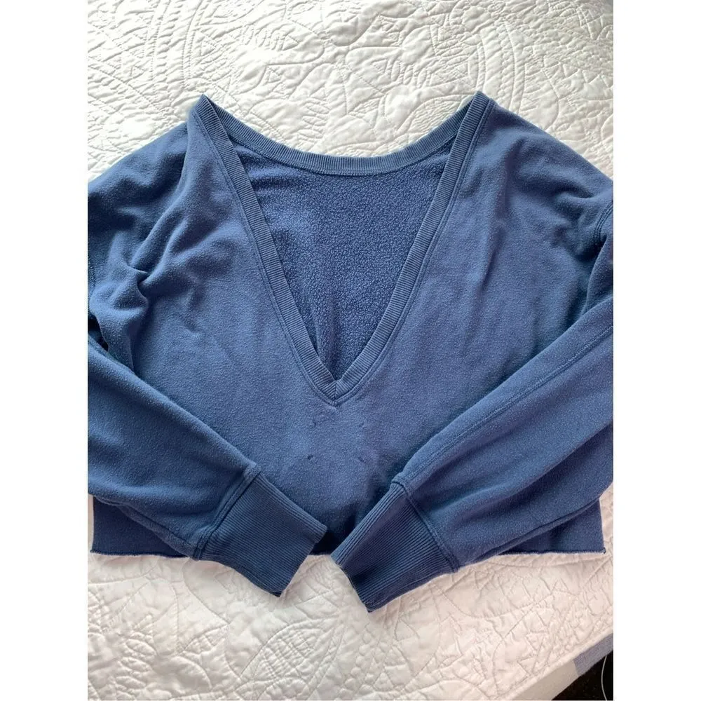 Offline Open Back Cropped Sweatshirt Size Small Blue - Image 2