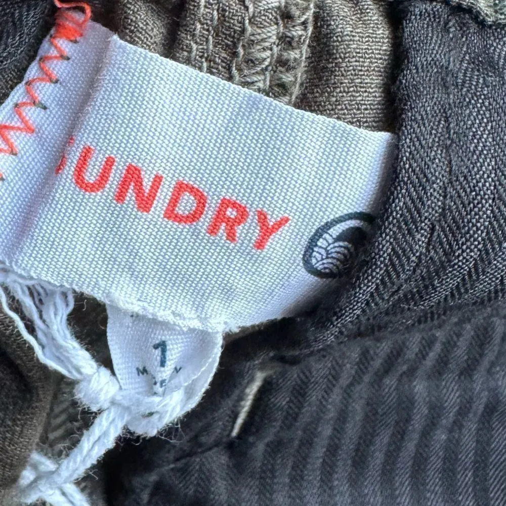 Sundry  Camo Army Drawstring Jogger Size S NWT - Image 4