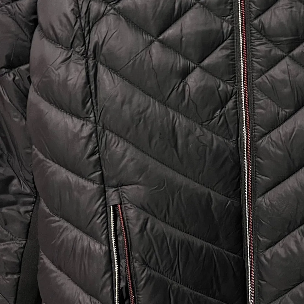 Tommy Hilfiger Puffy Coat Sz M VGUC - Image 9