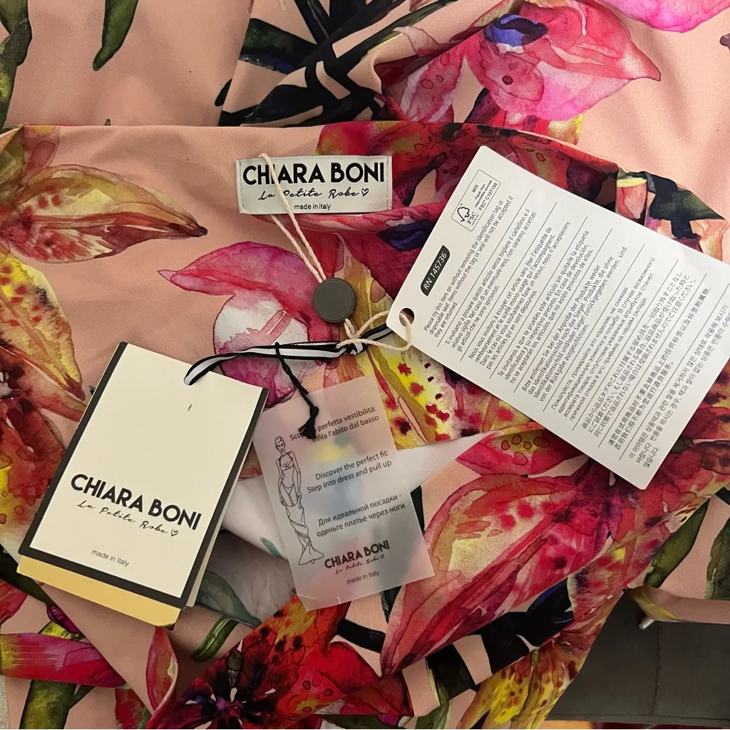 NWT Chiara Boni La Petite Robe Donata Off The Shoulder Tiger Lily Floral Dress - Image 10