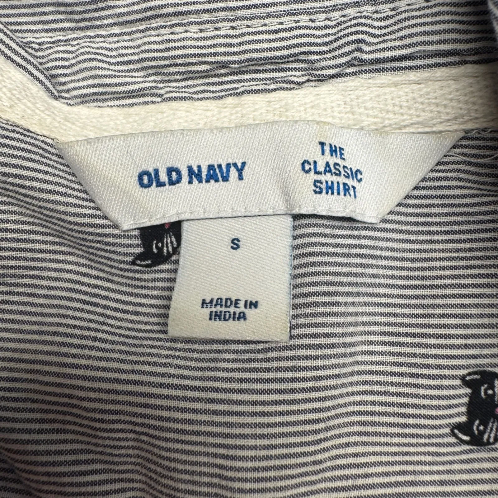 Old Navy Classic Shirt Womens Small Blue White Stripe Cat lady Print Button Down - Image 5