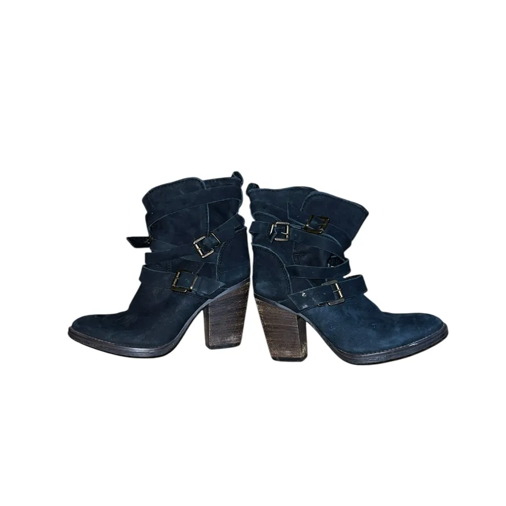 Steve Madden Stylish Black Leather Boots Size 7 M - Image 4