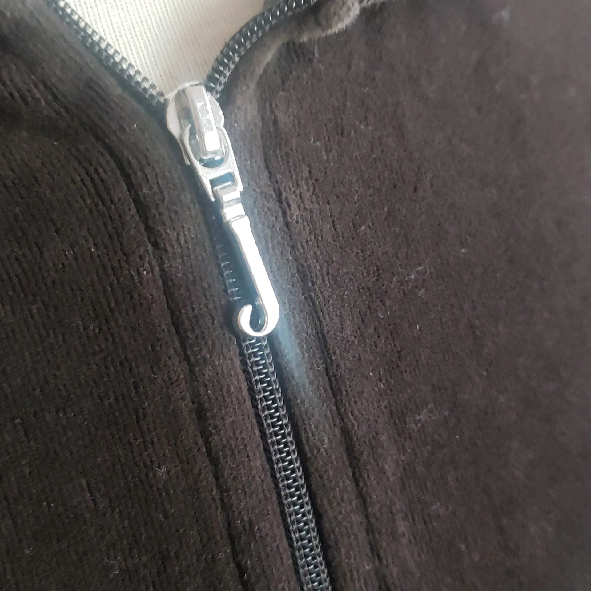 Vintage ⭐️Y2k Juicy Couture velour zip up jacket- solid brown zip- up - Image 2