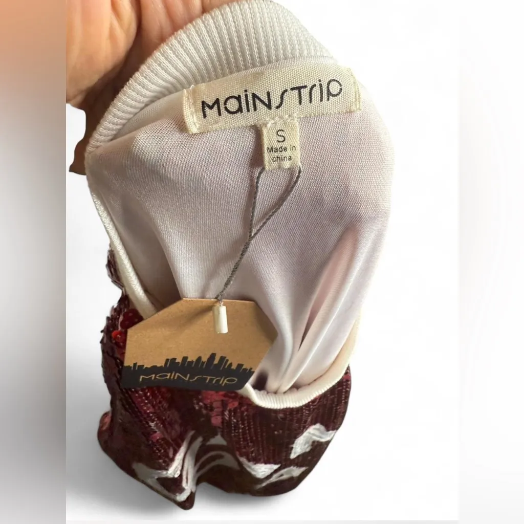 Main Strip Red Sequin Game Day Dress - Image 5