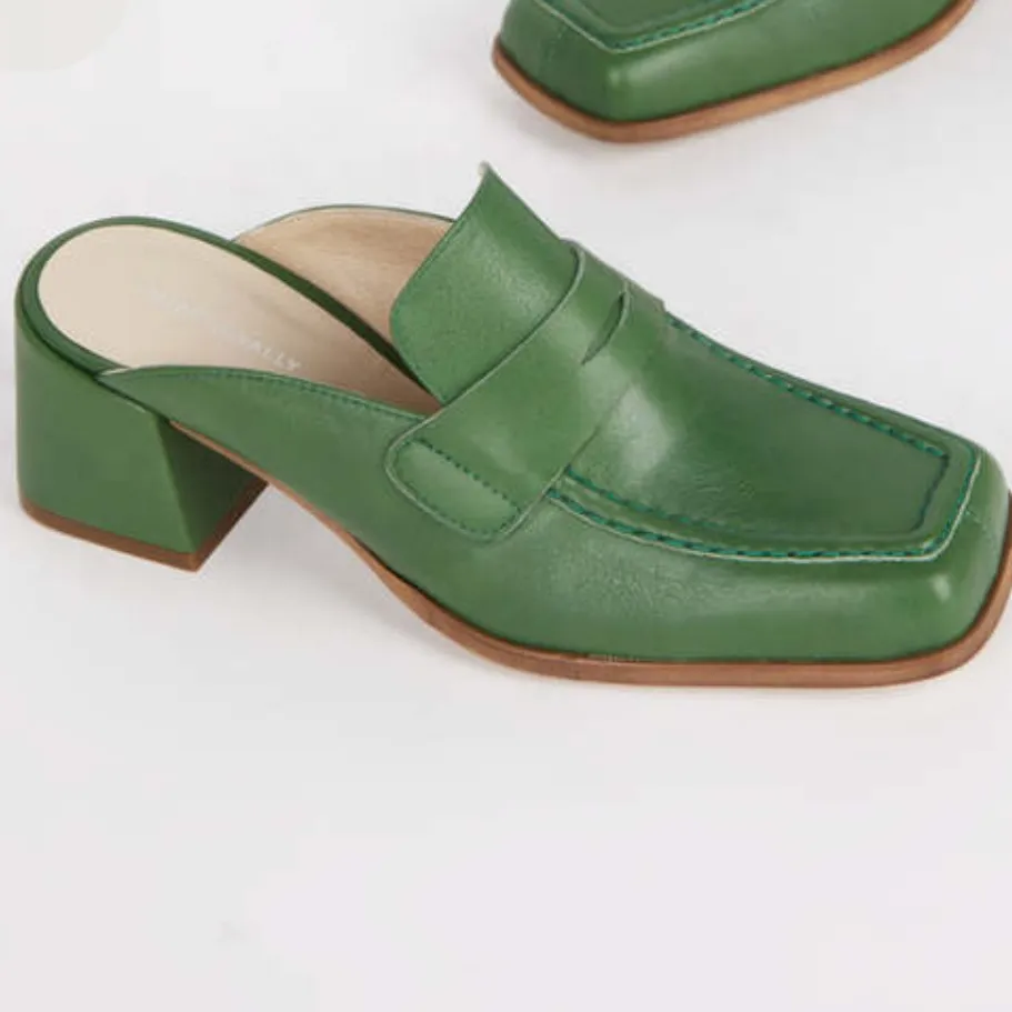 Intentionally Blank Prof Mules in Basil Size 5 - Image 3