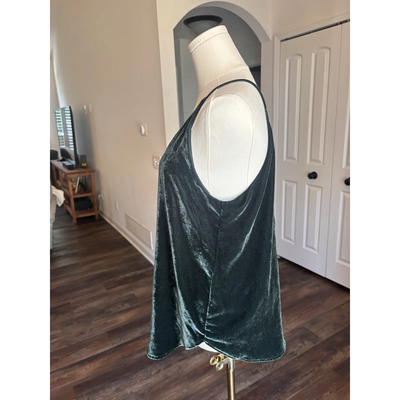 LOFT Tank Top Velvet Rayon Cami V-Neck Spaghetti Strap Sleeveless Green Small - Image 3