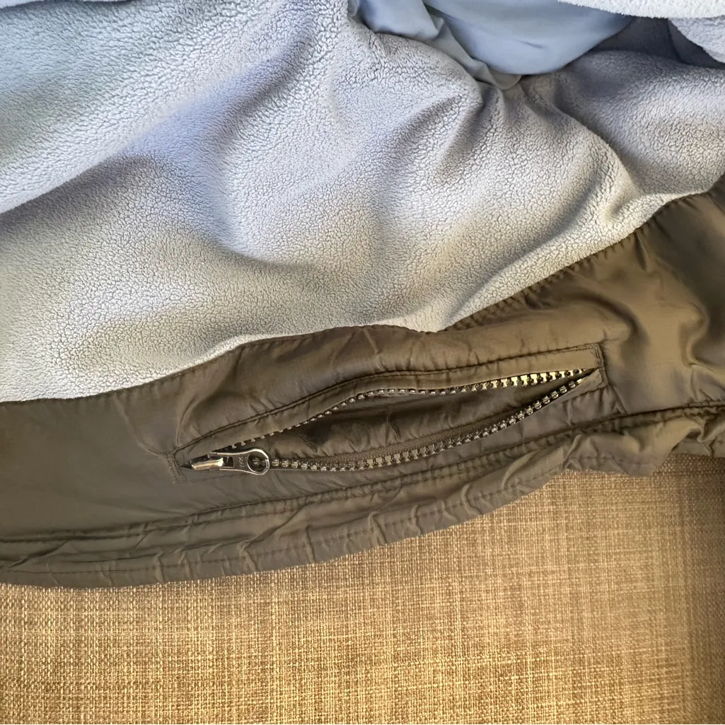 Old Navy Blue Fleece Jacket size s - Image 6