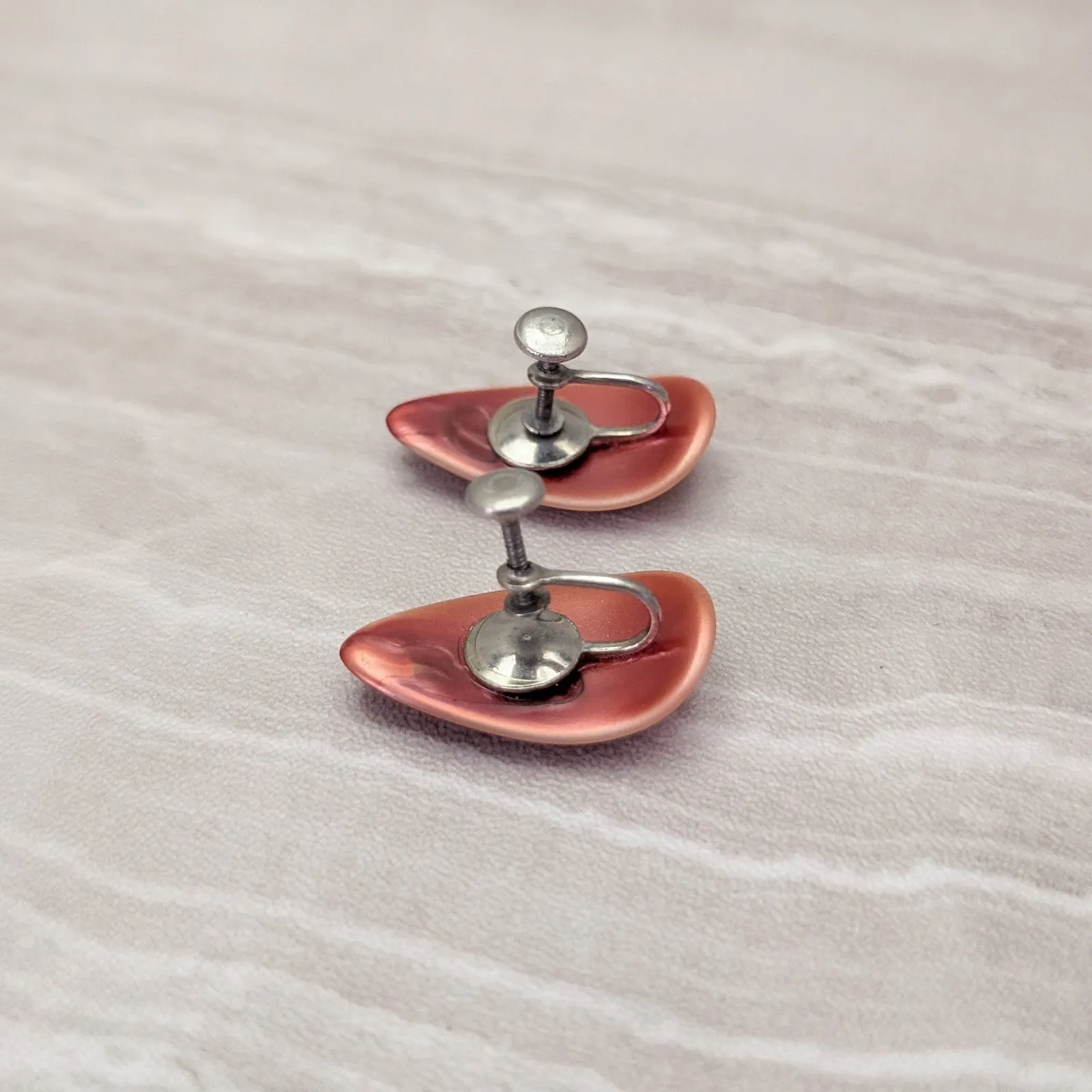 Vintage Screw Back Earrings Dark Burnt Orange Retro Curved Teardrop Shape - Image 4