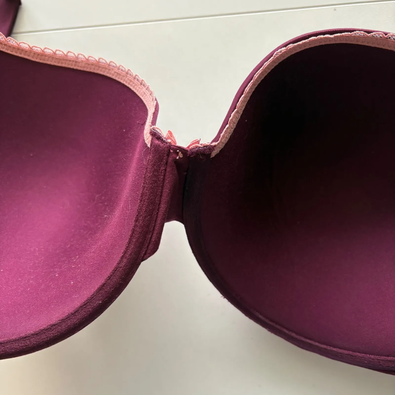 Victoria's Secret Perfect Shape Push Up Bra 38DDD Plum Pink Trim - Image 3