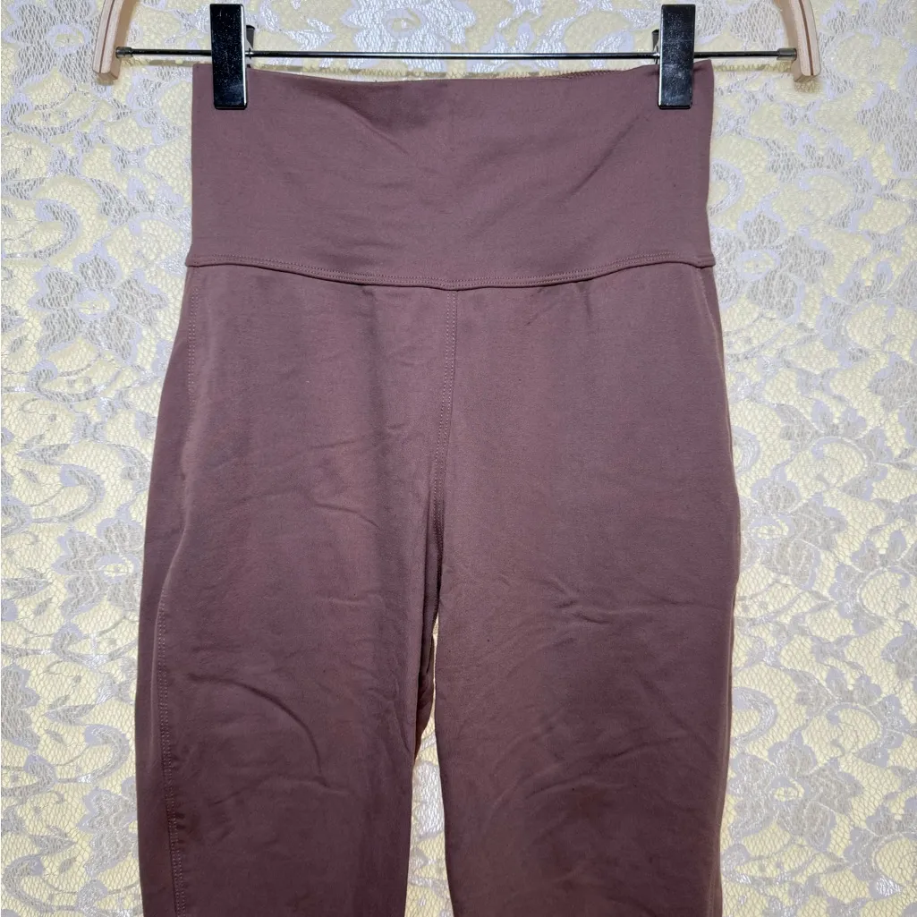 Bombshell Sportswear Mauve pink nude High-Waisted Leggings very sexy back small - Image 4