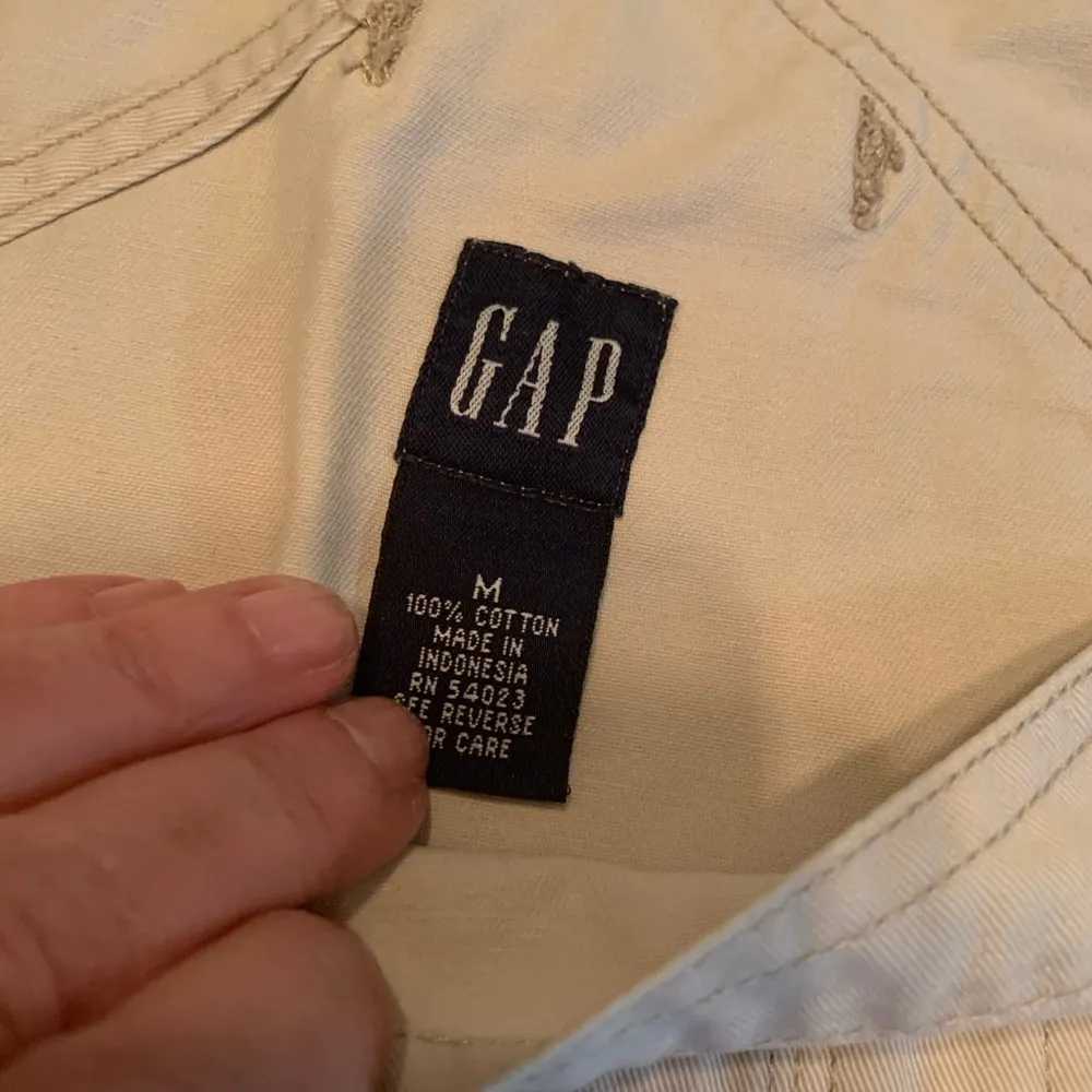 Gap Short Vintage Overalls Women's Size M Beige Denim Romper Coveralls - Image 5