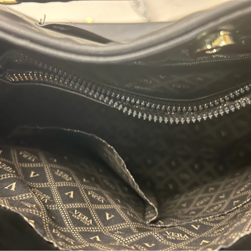 Bag Stylish Black Quilted Shoulder Bag with Chain Straps VERA New York Preowned - Image 9