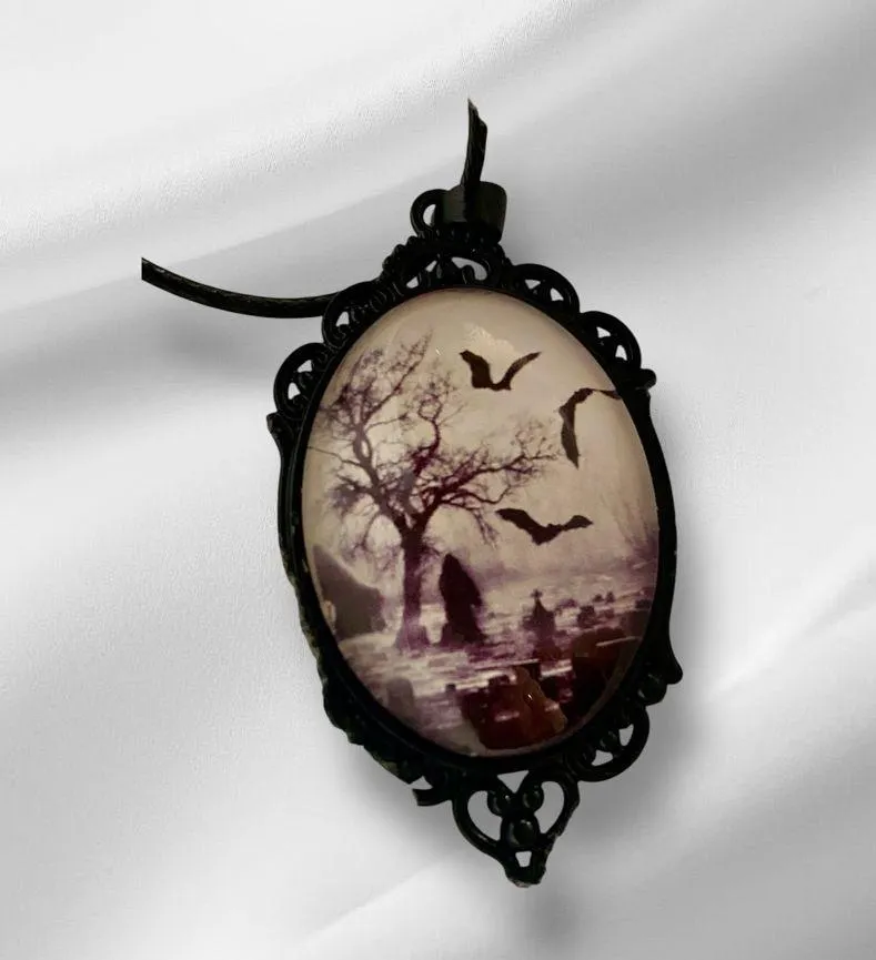 Gothic Black Pendant Necklace - Image 8