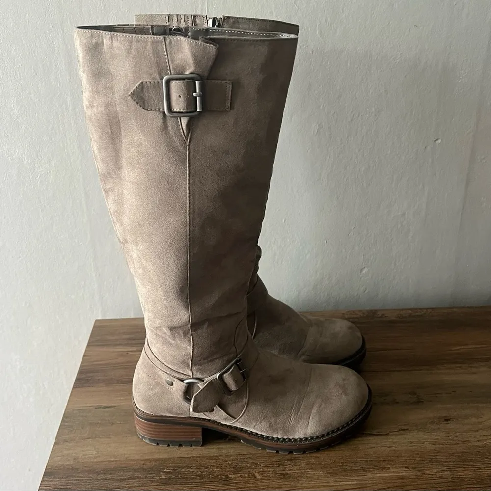 Kenneth Cole Reaction Tough Bet Riding Faux Suede Boot Size 6.5 - Image 3