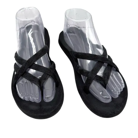 Teva Olowahu Womens Sandals Size 7 Black Flip Flops Strappy Slip On - Image 2