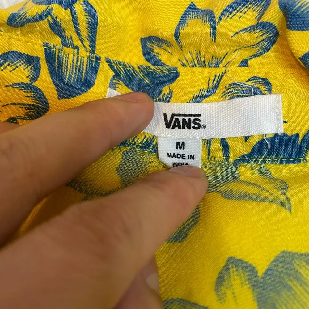 Vans Hawaiian top - Image 2