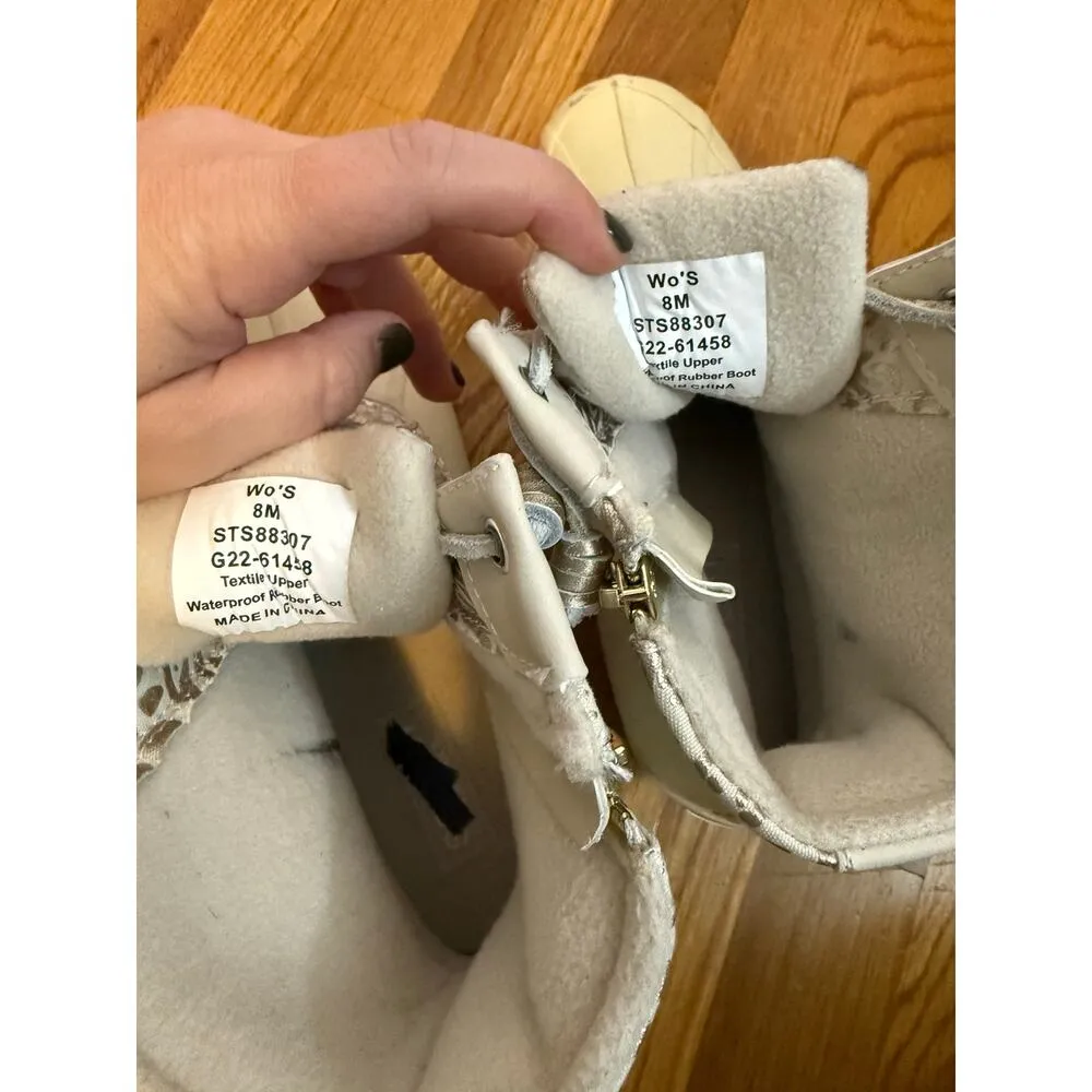 Sperry Women’s 8 Round Toe Syren Gulf Metallic Jacquard Duck Boot Rain Boots - Image 9