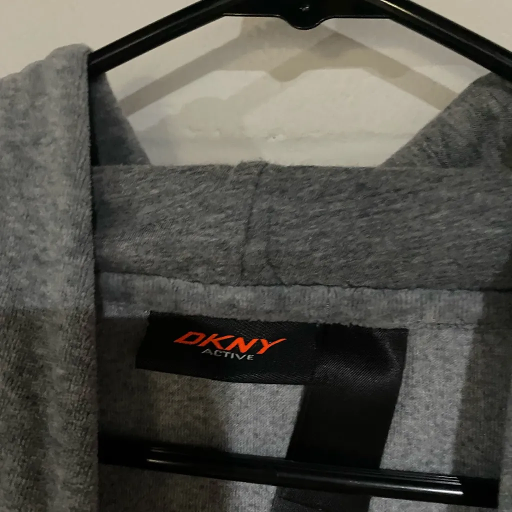 Dkny active grey hoodie medium - Image 3