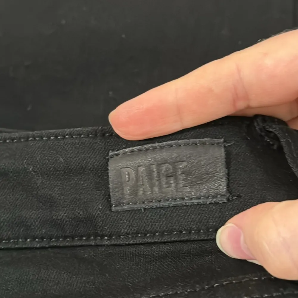 Paige Verdugo Ultra Skinny Jeans in black overdye size 28 - Image 9